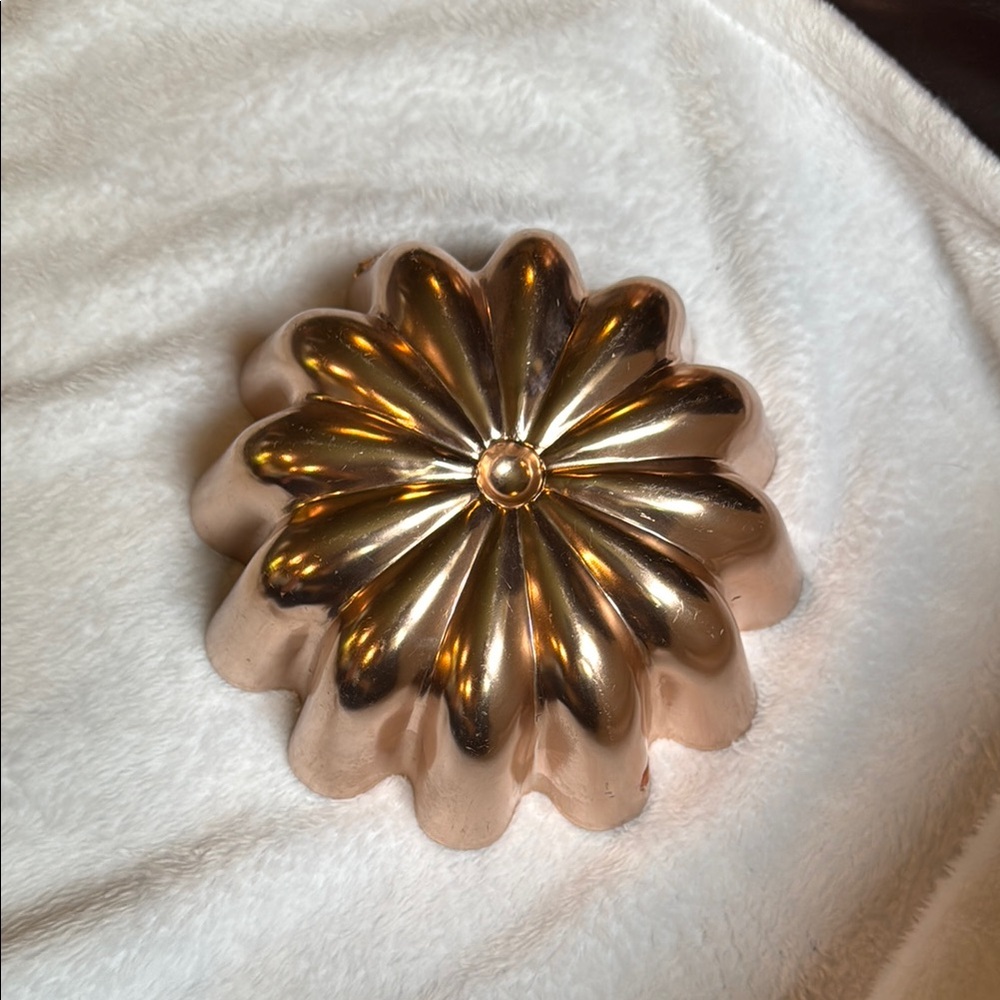 Vintage Copper Gelatin Mold - Picture 1 of 6